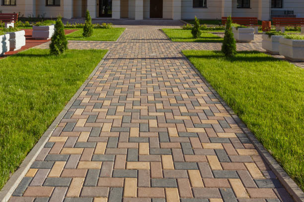 Best Residential Driveway Paver Services  in Lakemoor, IL